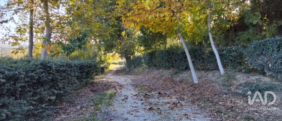 Country home 0 rooms of 350 m² in Mondavio (61040)