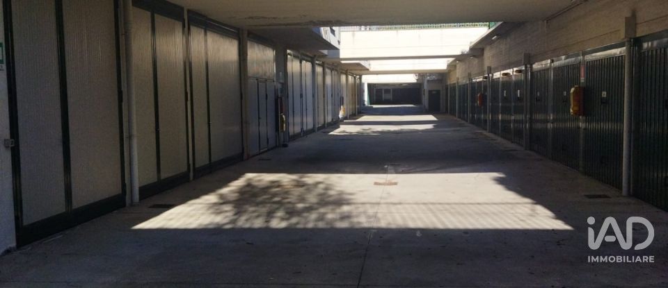 Parking of 50 m² in Varedo (20814)