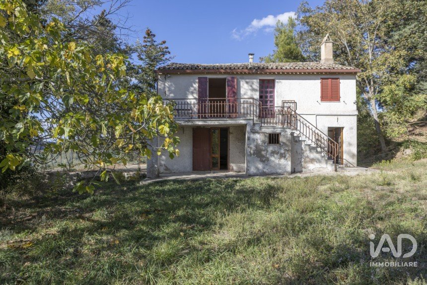 Townhouse 5 rooms of 165 m² in Civitanova Marche (62012)