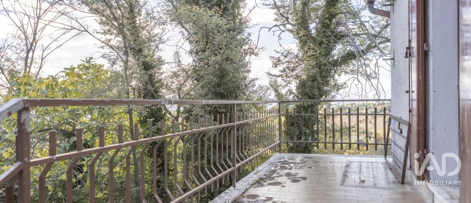 Townhouse 5 rooms of 165 m² in Civitanova Marche (62012)