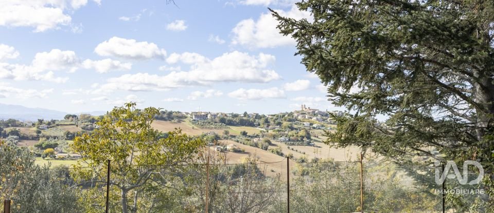 Townhouse 5 rooms of 165 m² in Civitanova Marche (62012)