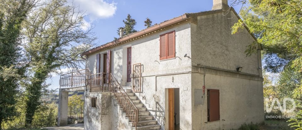 Townhouse 5 rooms of 165 m² in Civitanova Marche (62012)