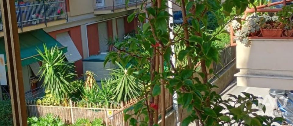 Apartment 7 rooms of 118 m² in Genova (16166)