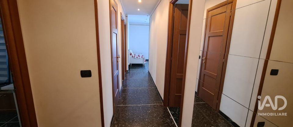 Apartment 7 rooms of 118 m² in Genova (16166)