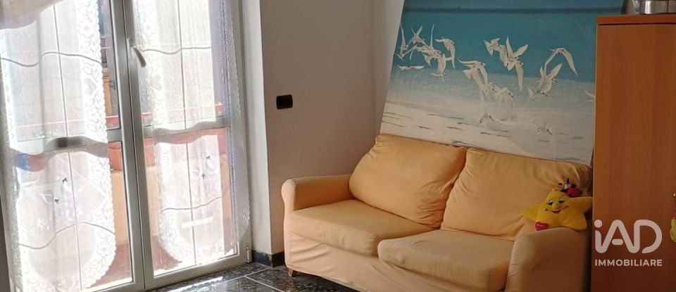 Apartment 7 rooms of 118 m² in Genova (16166)