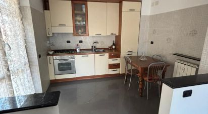 Appartamento 7 locali di 118 m² a Genova (16166)