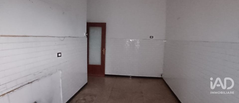 Apartment 0 rooms of 85 m² in Genova (16155)