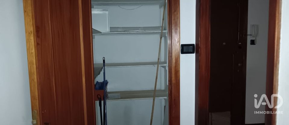 Apartment 0 rooms of 85 m² in Genova (16155)