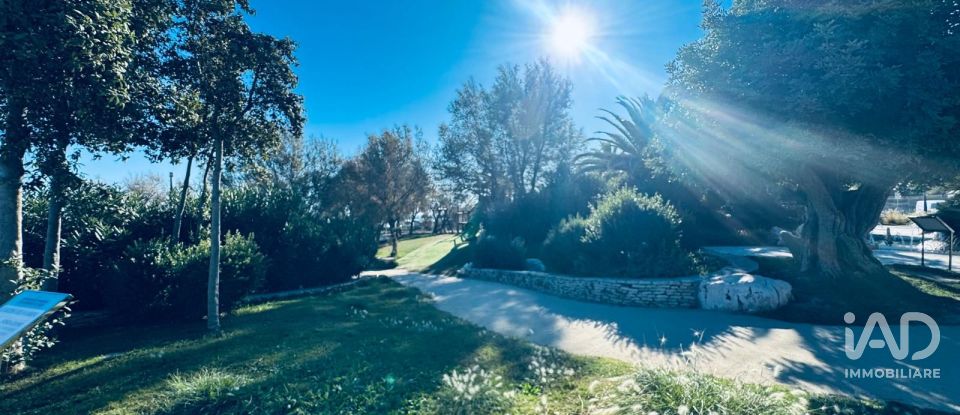 Loft 8 locali di 310 m² a San Benedetto del Tronto (63074)