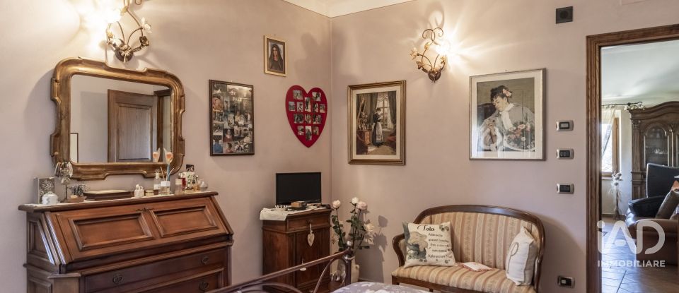 Farm 14 rooms of 454 m² in Reggello (50066)