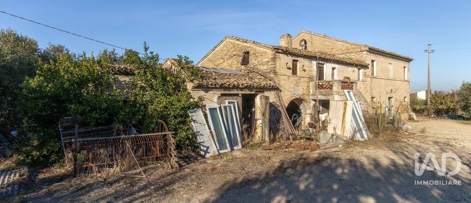 Casa indipendente / Villa 12 locali di 486 m² in Sant'Elpidio a Mare (63811)