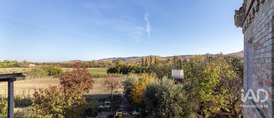 Casa indipendente / Villa 12 locali di 486 m² in Sant'Elpidio a Mare (63811)