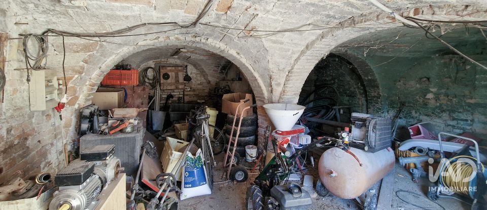 Casa indipendente / Villa 12 locali di 486 m² in Sant'Elpidio a Mare (63811)