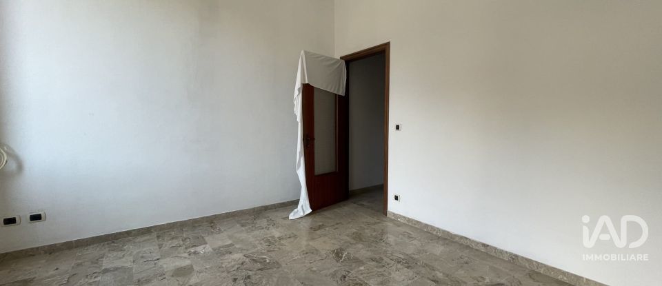 Three-room apartment of 70 m² in Varese Ligure (19028)