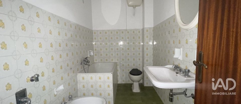 Three-room apartment of 70 m² in Varese Ligure (19028)