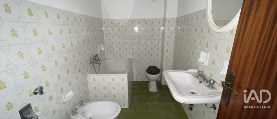 Three-room apartment of 70 m² in Varese Ligure (19028)