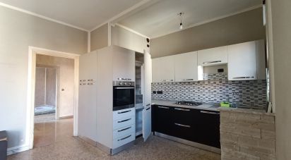 Quadrilocale di 81 m² a Torino (10142)