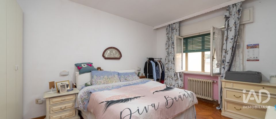 Apartment 5 rooms of 92 m² in Padova (35132)