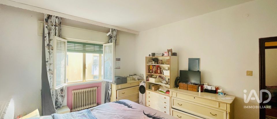 Apartment 5 rooms of 92 m² in Padova (35132)