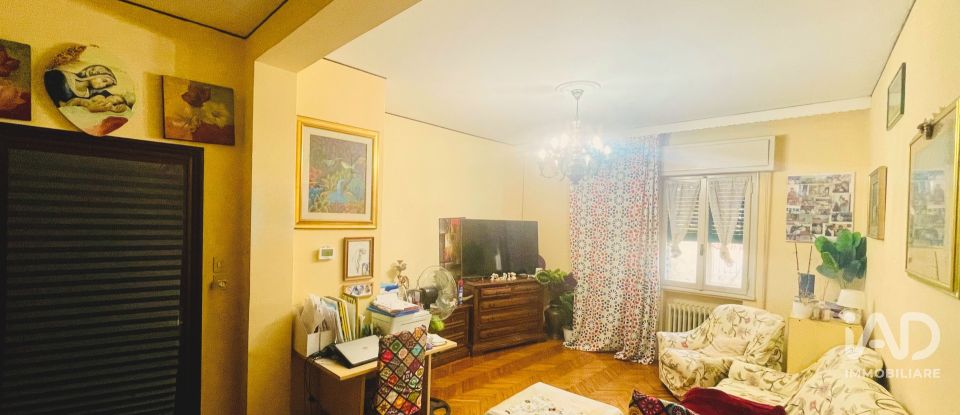 Apartment 5 rooms of 92 m² in Padova (35132)