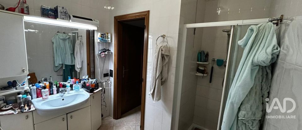 Casale 5 locali di 480 m² in Mirandola (41037)