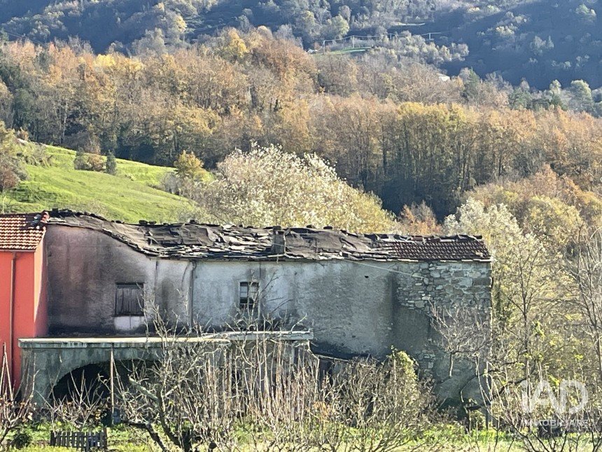 Rustico 0 locali di 190 m² in Varese Ligure (19028)