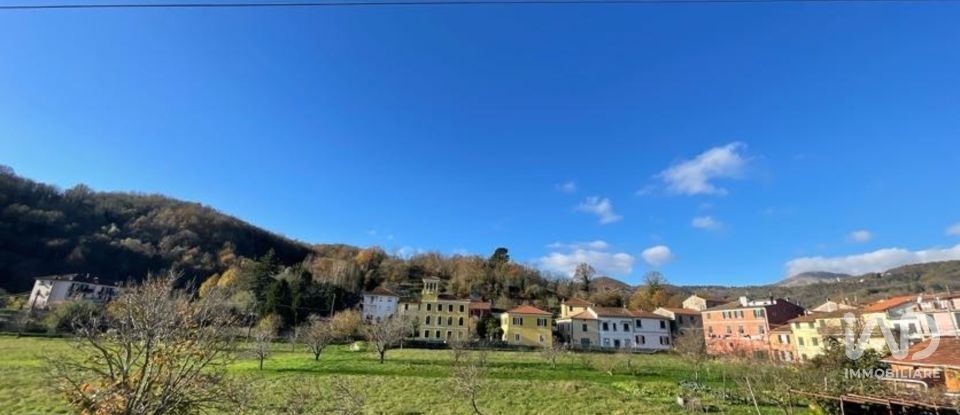 Rustico 0 locali di 190 m² in Varese Ligure (19028)