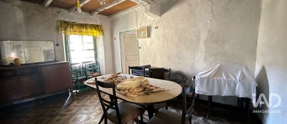 Rustico 0 locali di 190 m² in Varese Ligure (19028)