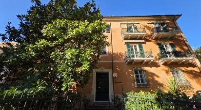 Appartamento 6 locali di 159 m² a Savona (17100)