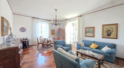 Appartamento 6 locali di 159 m² a Savona (17100)
