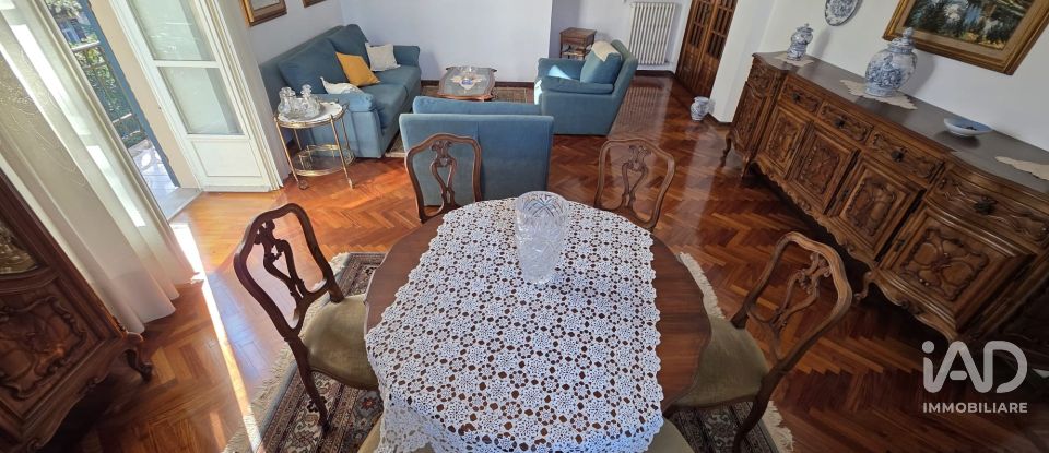 Apartment 6 rooms of 159 m² in Savona (17100)