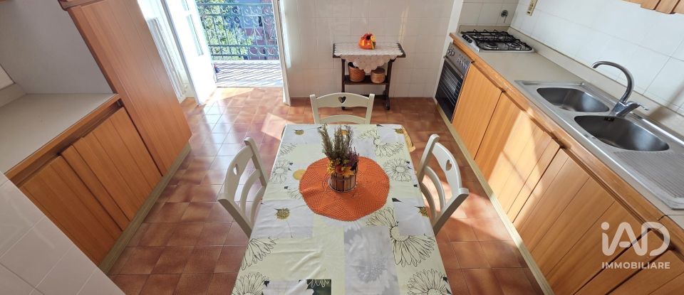 Apartment 6 rooms of 159 m² in Savona (17100)