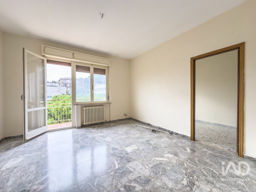 Appartamento 7 locali di 104 m² a Loreto (60025)