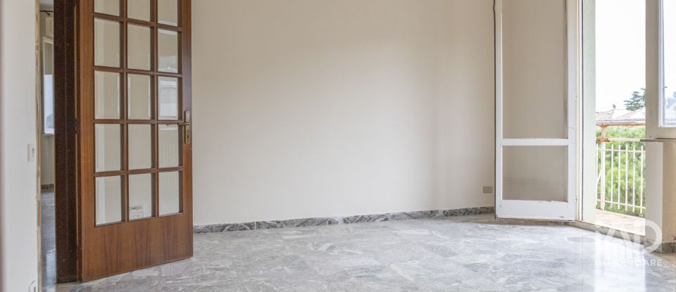 Appartamento 7 locali di 104 m² a Loreto (60025)