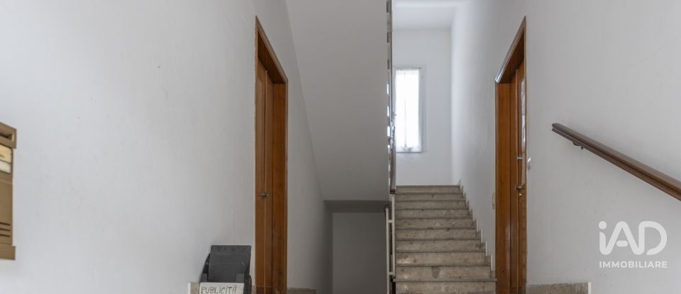Appartamento 7 locali di 104 m² a Loreto (60025)