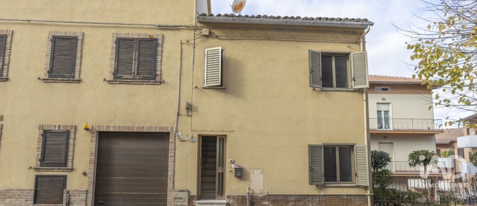Casa indipendente 5 locali di 80 m² in Filottrano (60024)