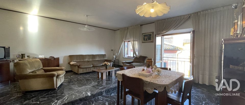 Appartamento 7 locali di 165 m² a Montelupone (62010)