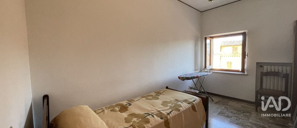 Appartamento 7 locali di 165 m² a Montelupone (62010)