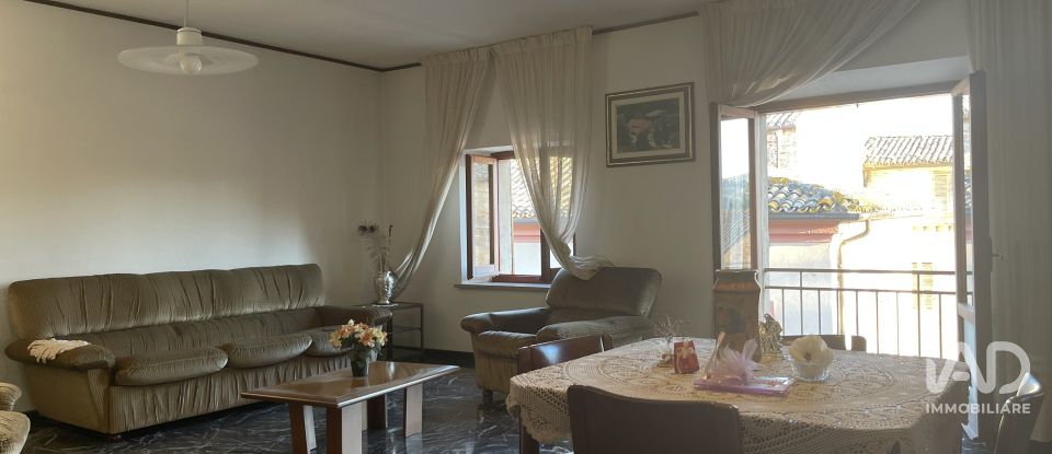Appartamento 7 locali di 165 m² a Montelupone (62010)