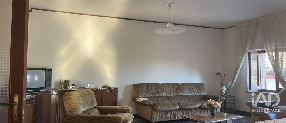 Appartamento 7 locali di 165 m² a Montelupone (62010)