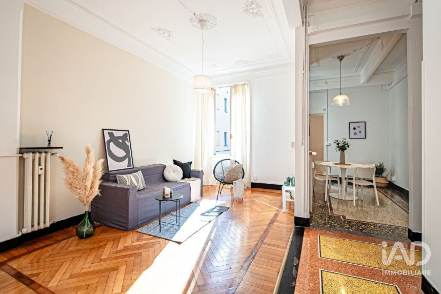 Apartment 8 rooms of 128 m² in Genova (16122)