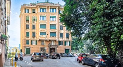 Appartamento 8 locali di 128 m² a Genova (16122)