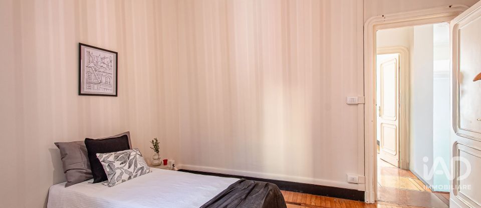 Apartment 8 rooms of 128 m² in Genova (16122)