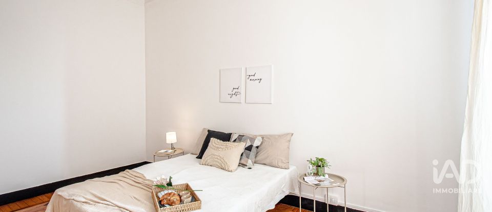 Apartment 8 rooms of 128 m² in Genova (16122)