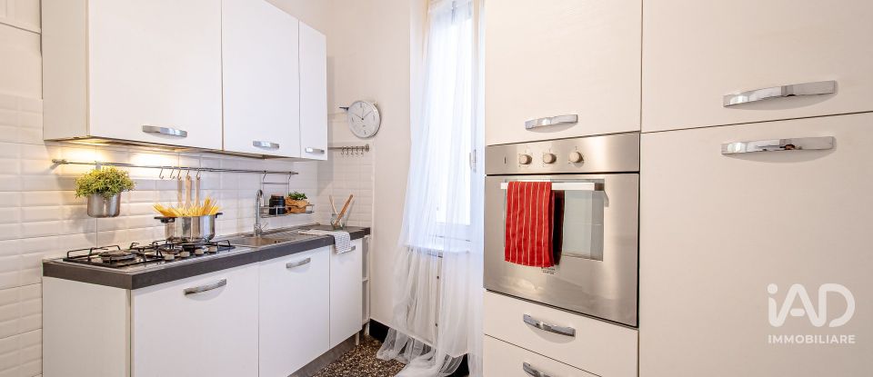 Apartment 8 rooms of 128 m² in Genova (16122)