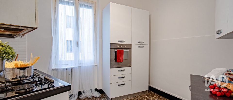 Apartment 8 rooms of 128 m² in Genova (16122)