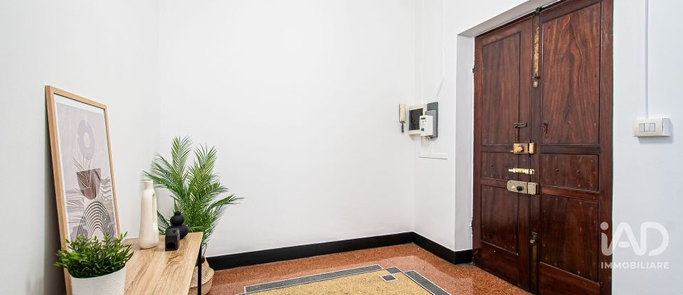 Apartment 8 rooms of 128 m² in Genova (16122)