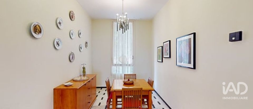 Appartamento 7 locali di 96 m² a Arenzano (16011)