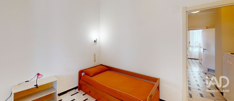 Appartamento 7 locali di 96 m² a Arenzano (16011)