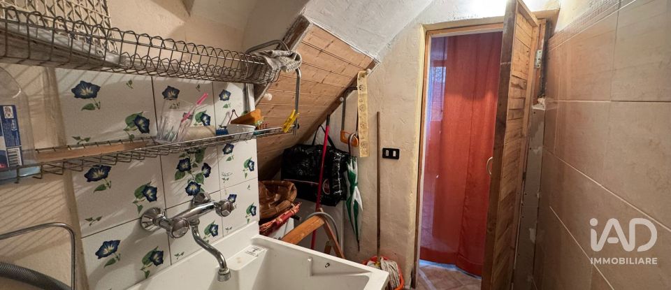 Appartamento 8 locali di 129 m² a Bardineto (17057)